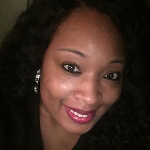 Meet your Posher, Deshonda